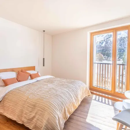 Longhin - Self Check In Bed and Breakfast Maloja